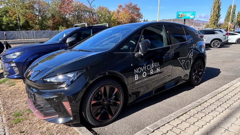 Obrázok CUPRA Born eBoost 190/58