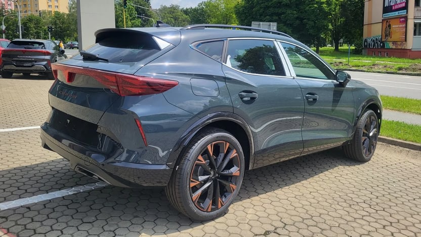 Obrázok CUPRA Formentor 1,5 eTSI 150 7DSG