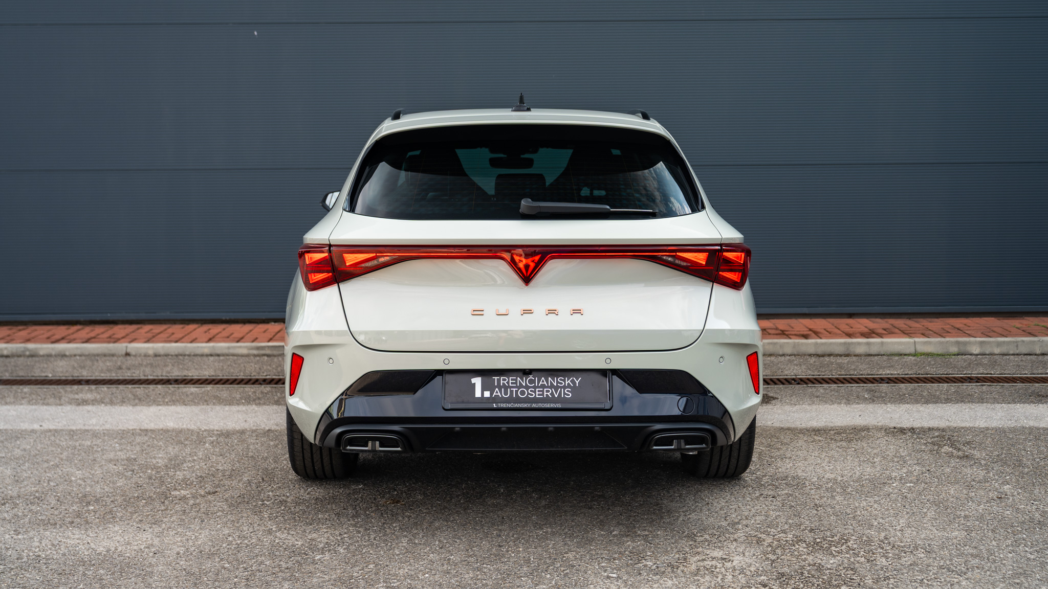 Obrázok CUPRA Leon SP 2,0 TSI 204 4D 7-DSG