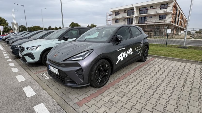 Obrázok CUPRA RAVAL ENDURANCE 210/55