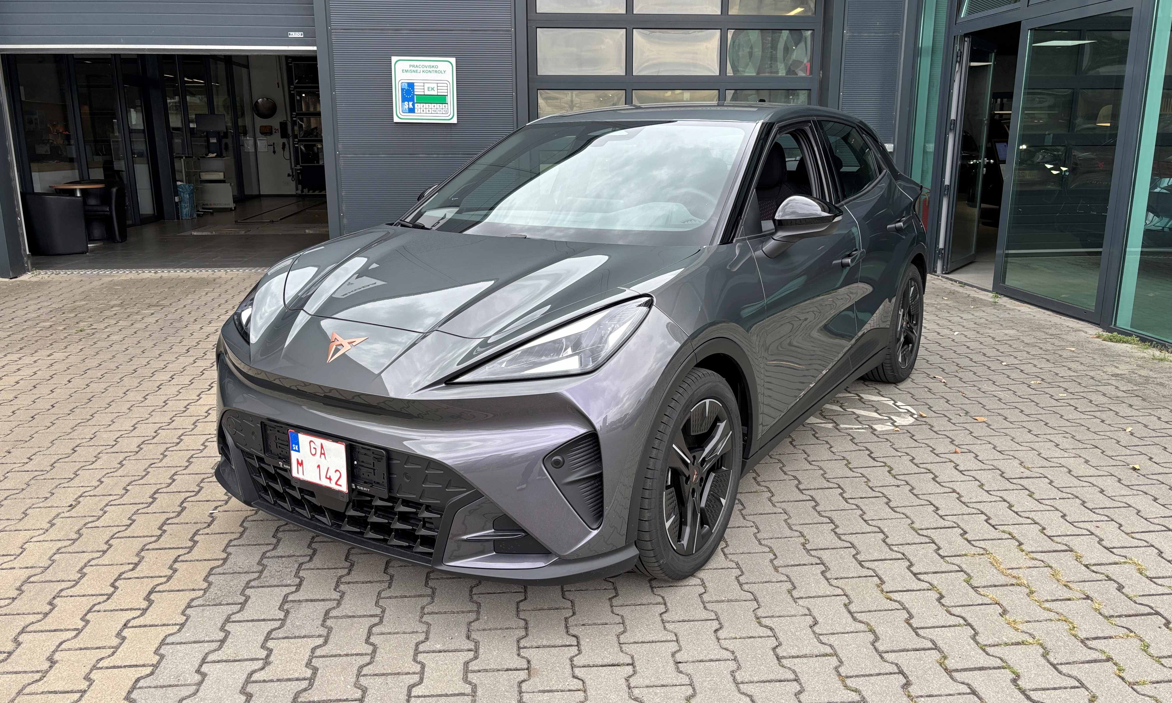Obrázok CUPRA RAVAL ENDURANCE 210/55
