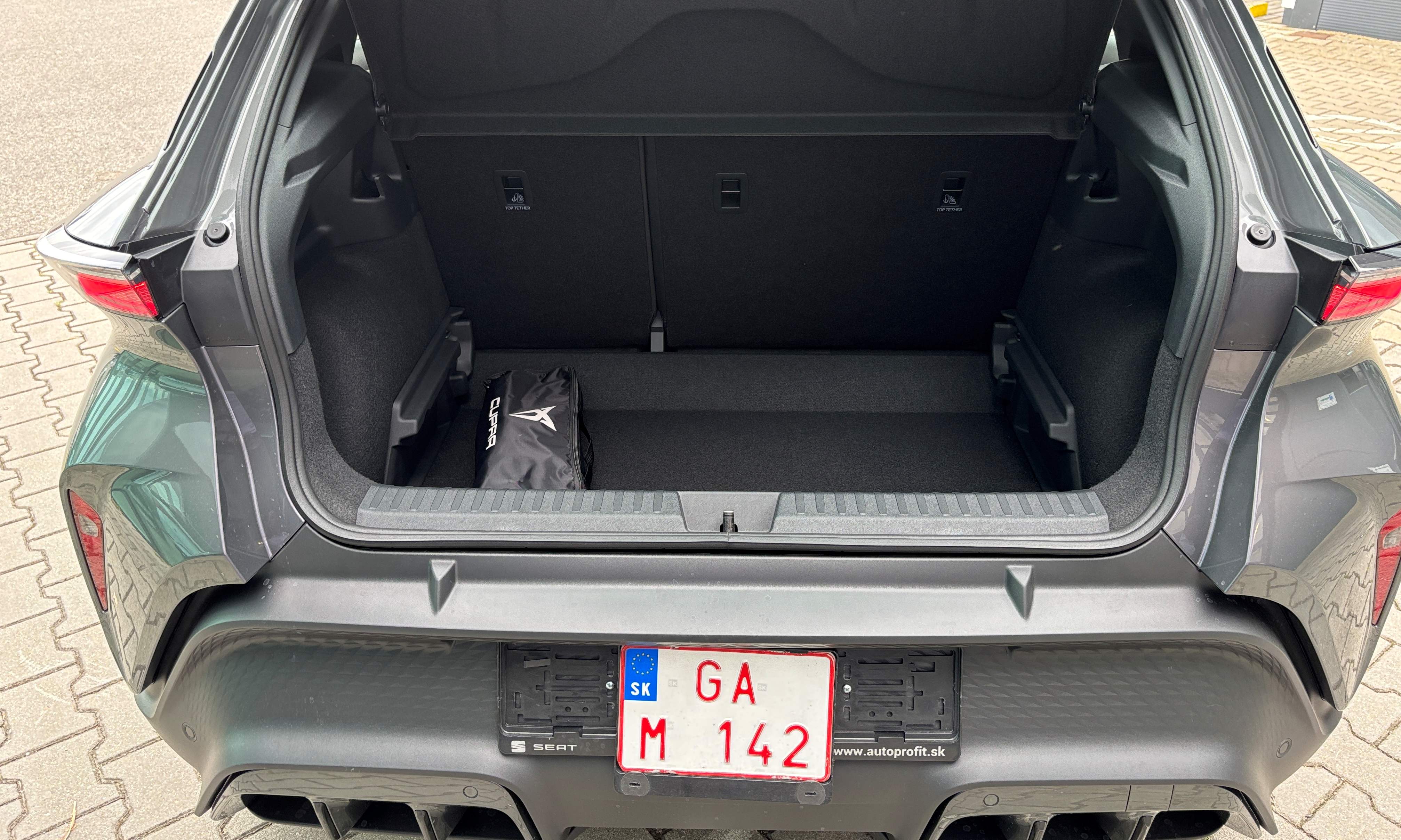 Obrázok CUPRA RAVAL ENDURANCE 210/55