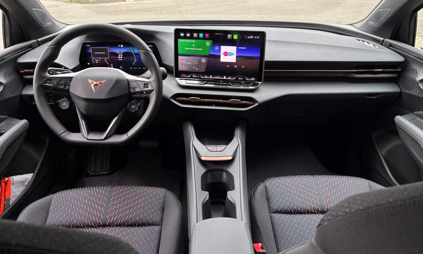 Obrázok CUPRA RAVAL ENDURANCE 210/55
