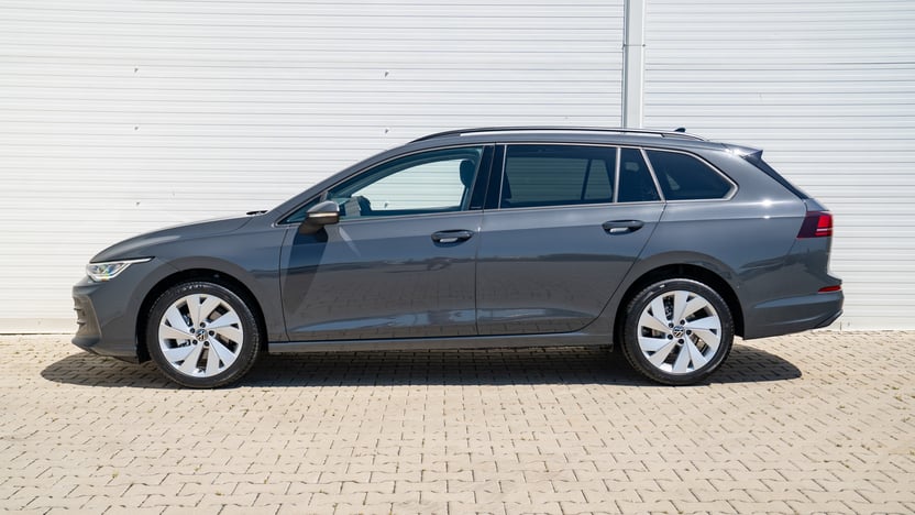 Obrázok Golf Variant Limited 1.5 eTSI ACT DS7