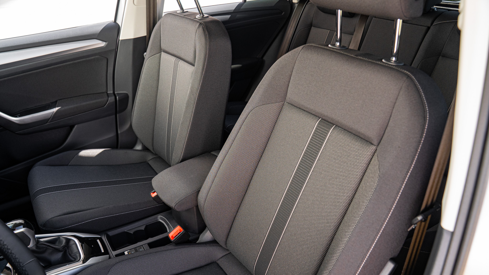 Obrázok T-Roc Limited 1.5 TSI ACT DS7