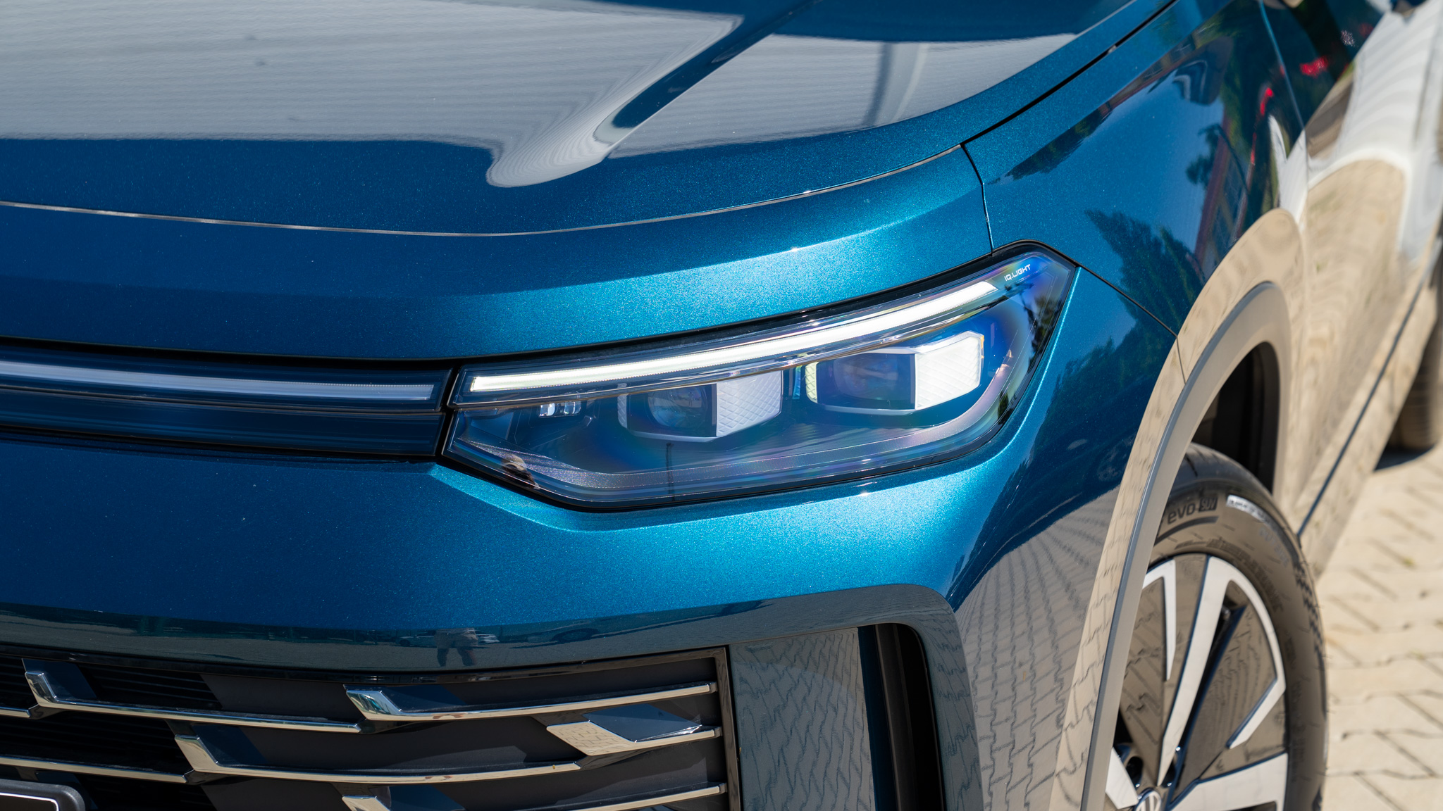 Obrázok Tayron Elegance 2.0 TDI EVO 4MOT DS7