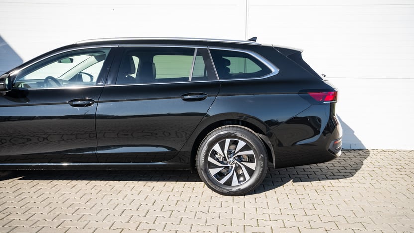 Obrázok Passat Variant Business 2.0 TDI EVO DS7
