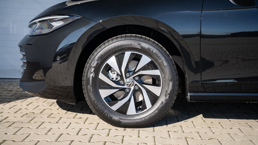 Obrázok Passat Variant Business 2.0 TDI EVO DS7