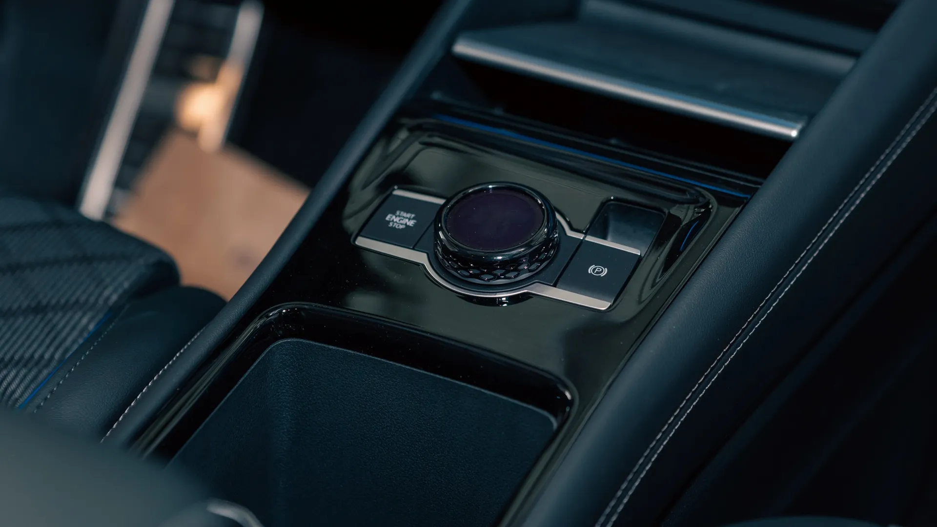 Obrázok Tiguan R-Line Limit 1.5 TSI eHybrid DS6