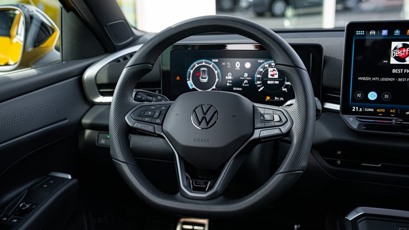 Obrázok T-Roc R-Line 1.5 eTSI DS7