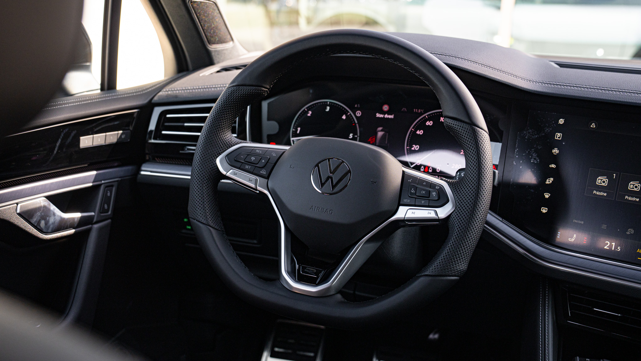 Obrázok Touareg R-Line Limited 3.0 V6 TDI