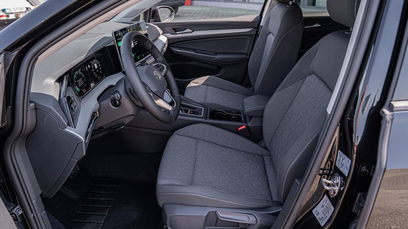 Obrázok Golf Limited 1.5 eTSI ACT DS7