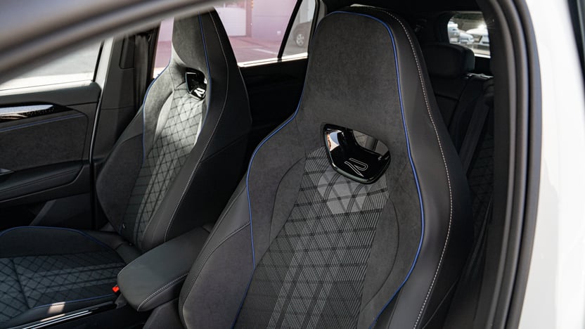 Obrázok Tayron R-Line Lim 2.0 TDI EVO 4MOT DS7