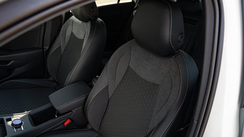 Obrázok T-Roc R-Line 1.5 eTSI DS7