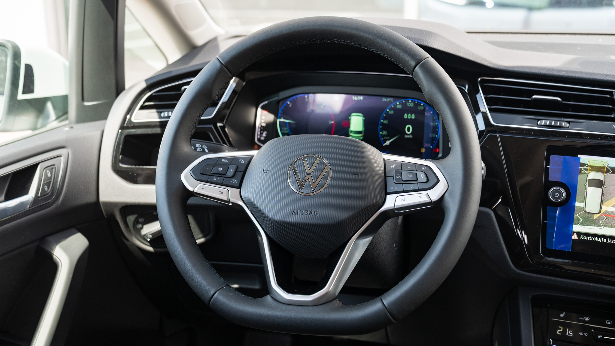 Obrázok Touran Limited 2.0 TDI 6G