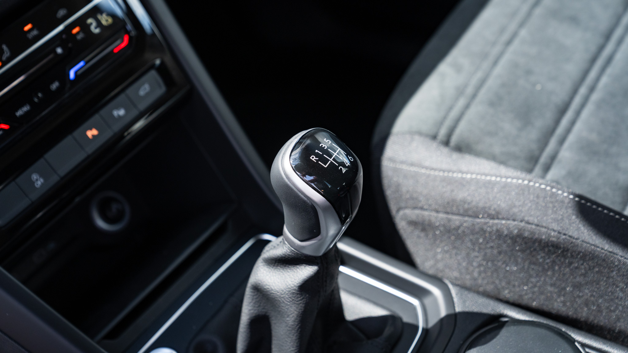 Obrázok Touran Limited 2.0 TDI 6G