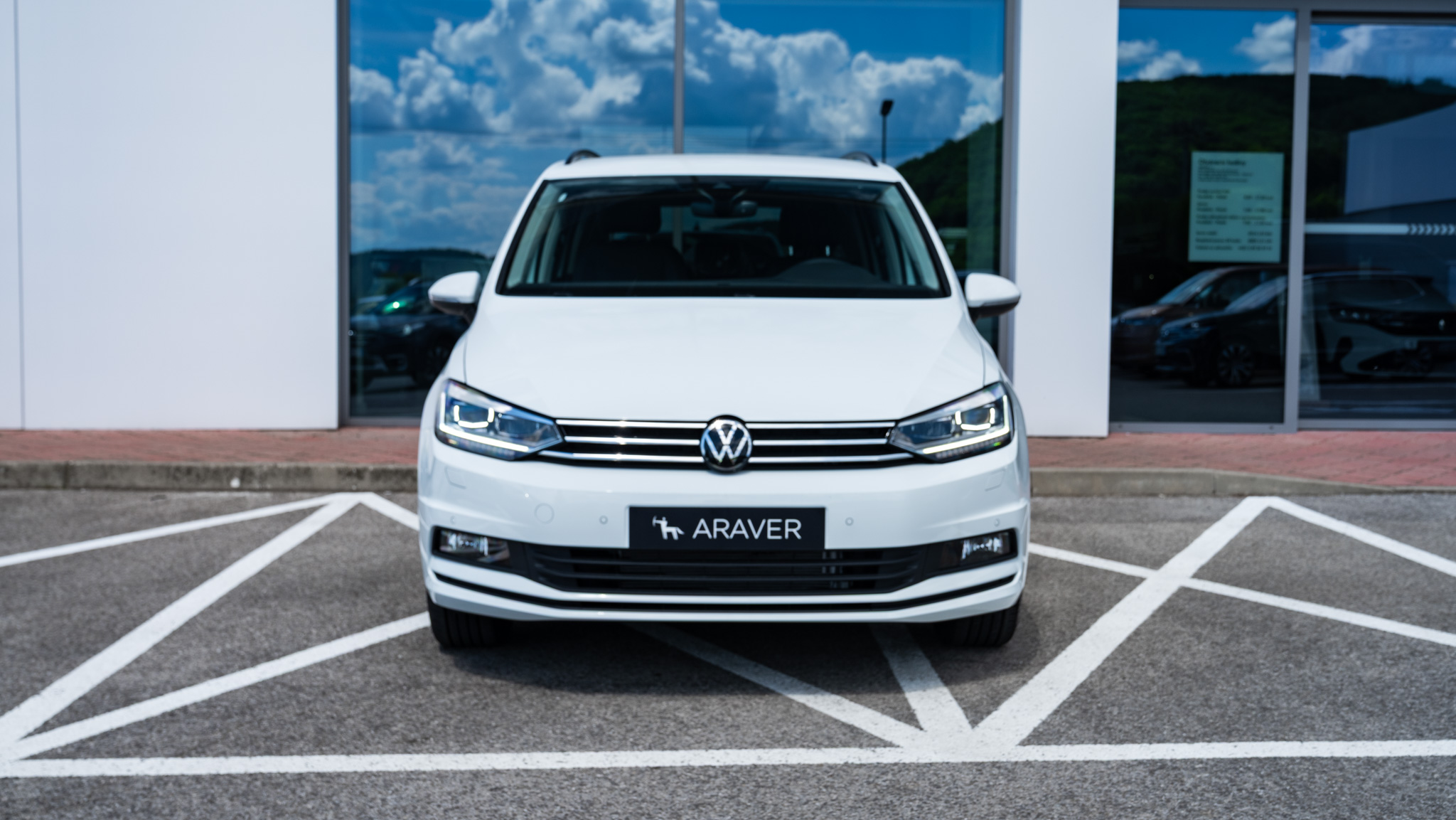 Obrázok Touran Limited 2.0 TDI 6G