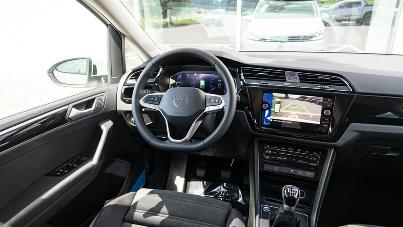 Obrázok Touran Limited 2.0 TDI 6G