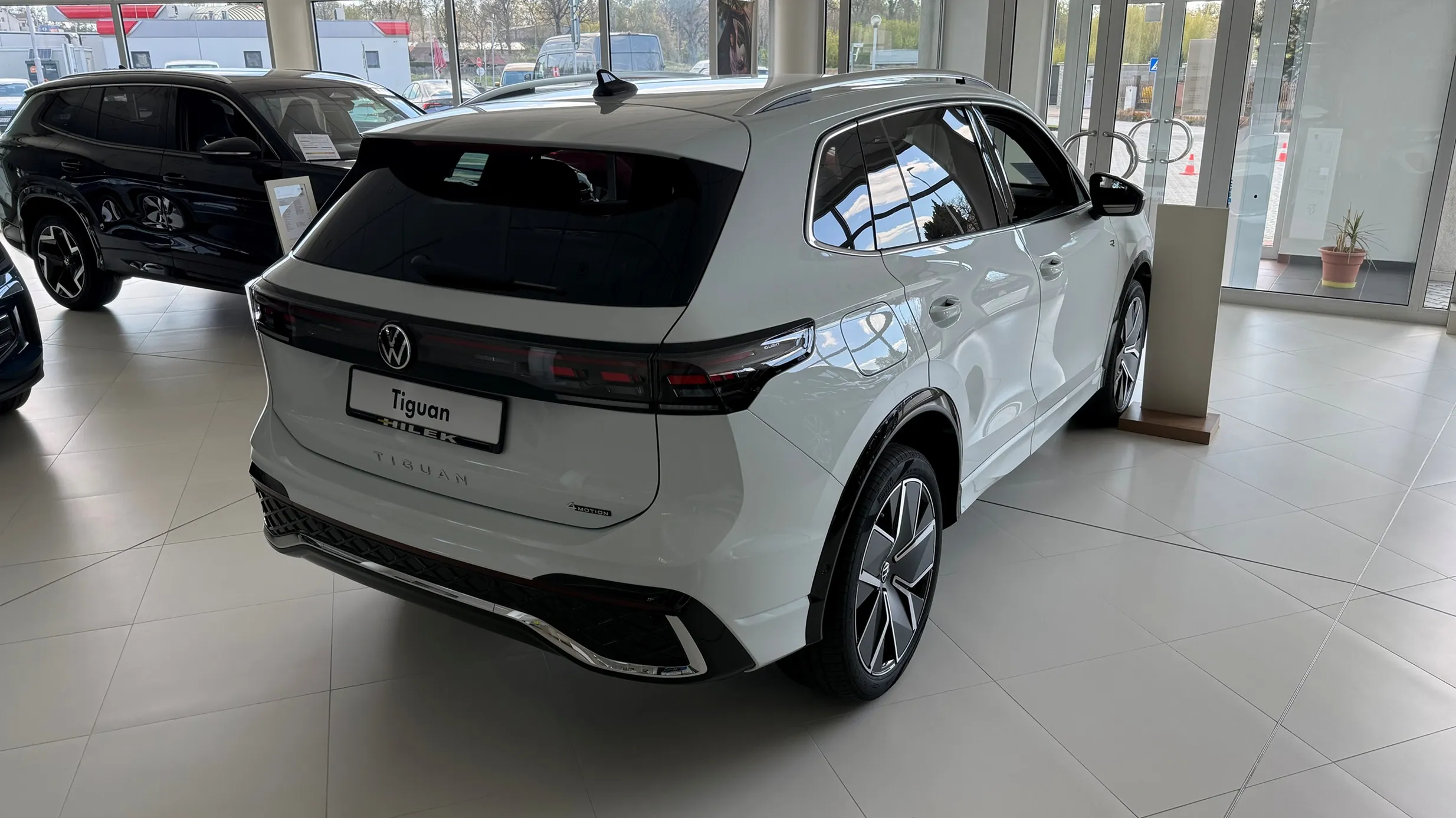 Obrázok Tiguan R-Line Limit 2.0 TDI EVO 4MOT DS7