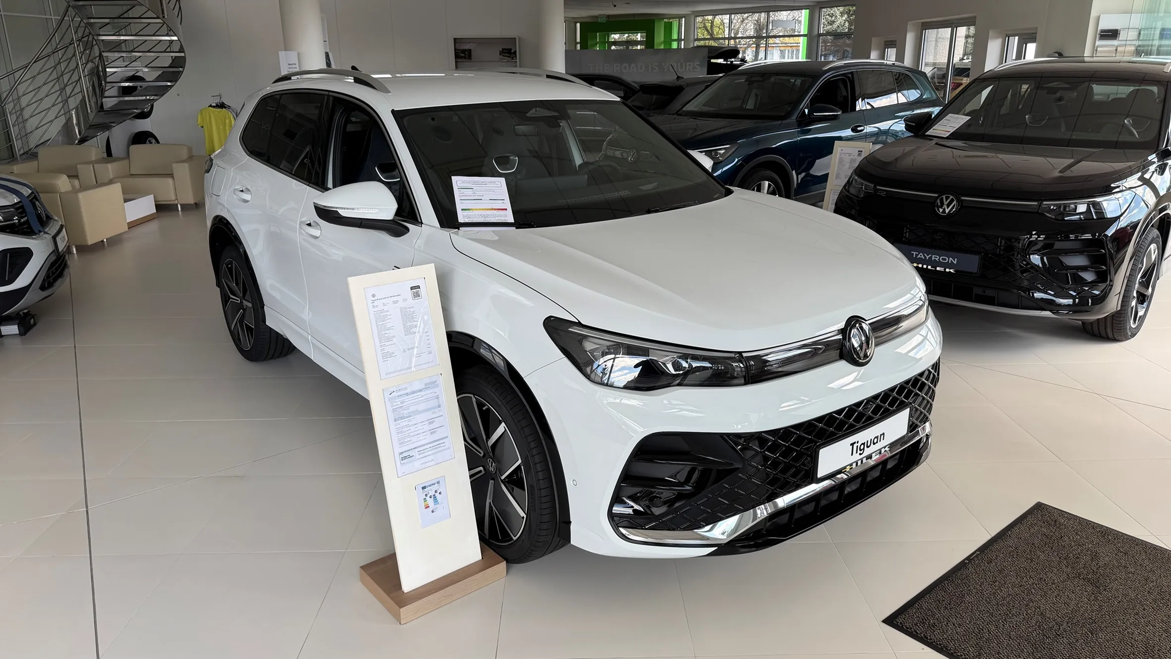 Obrázok Tiguan R-Line Limit 2.0 TDI EVO 4MOT DS7