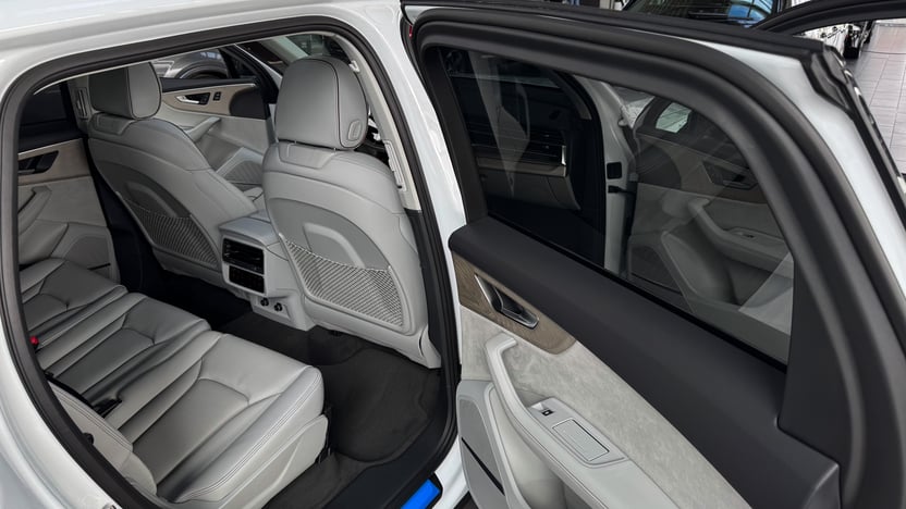 Зображення Audi Q7 50 TDI quattro S line