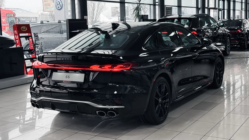Зображення Audi S5 TFSI quattro
