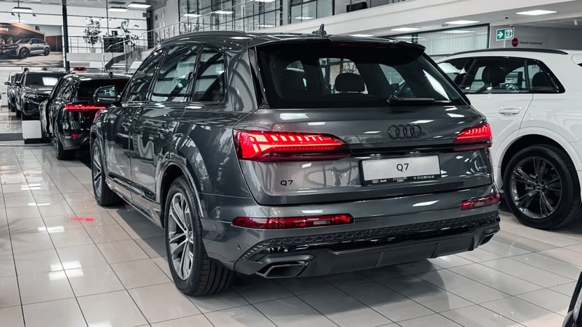 Зображення Audi Q7 50 TDI quattro S line