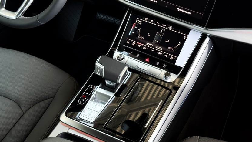 Зображення Audi Q8 50 TDI quattro