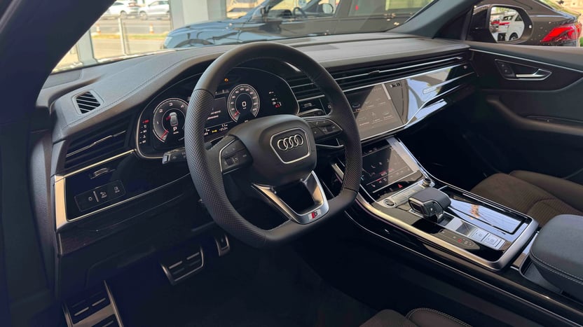 Зображення Audi Q8 50 TDI quattro