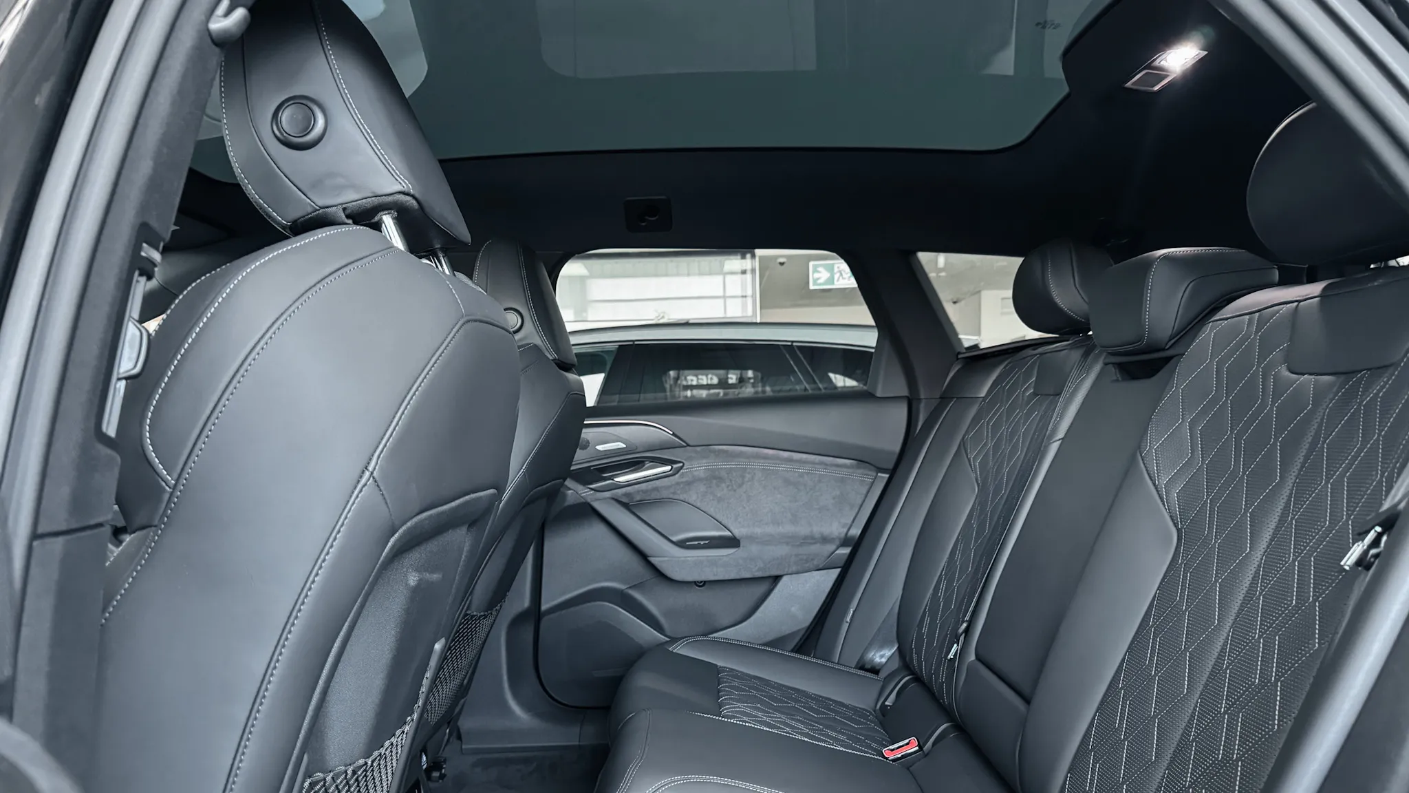 Зображення Audi S6 Avant e-tron