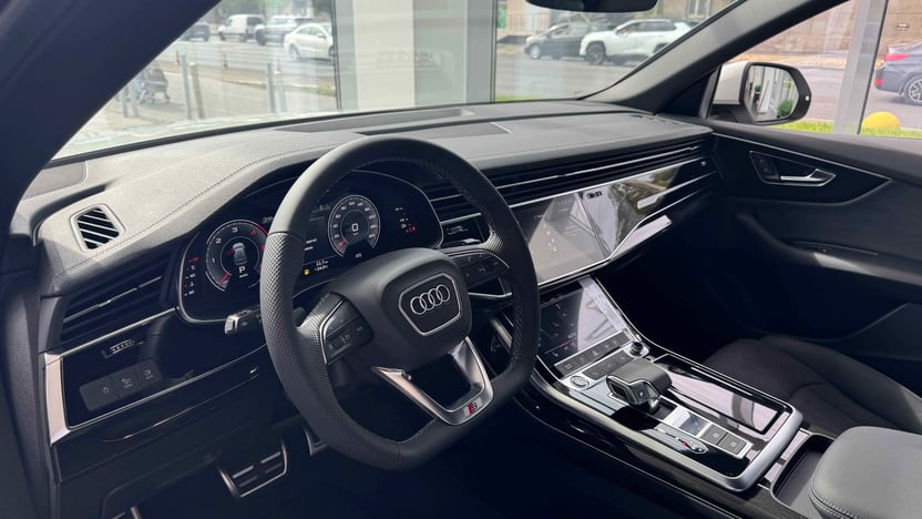 Зображення Audi Q8 50 TDI quattro