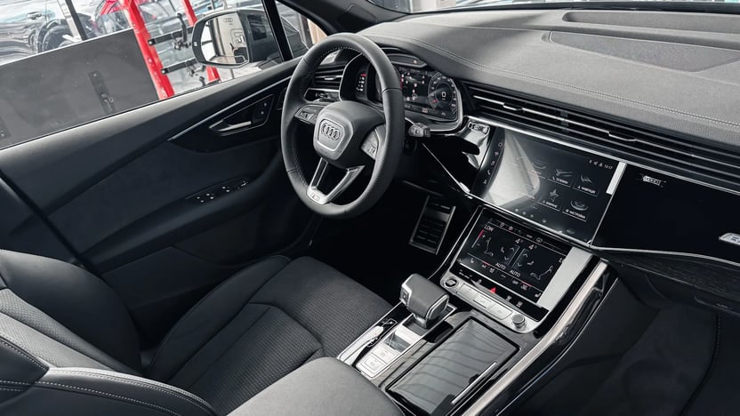 Зображення Audi Q7 50 TDI quattro S line