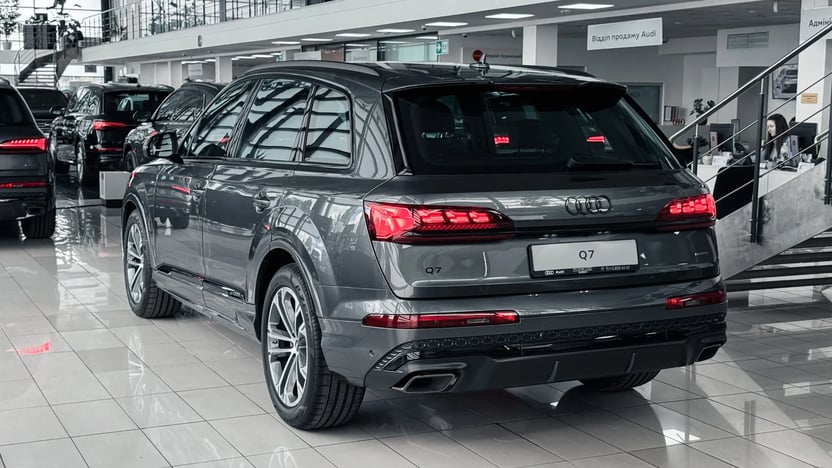 Зображення Audi Q7 50 TDI quattro S line