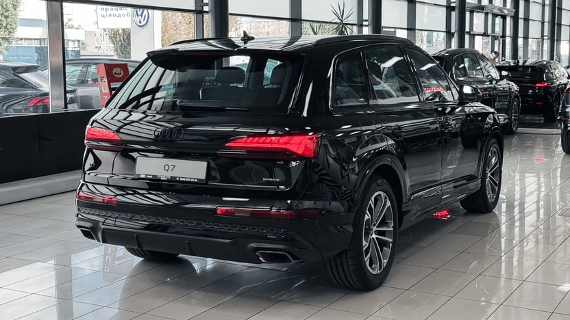 Зображення Audi Q7 50 TDI quattro S line