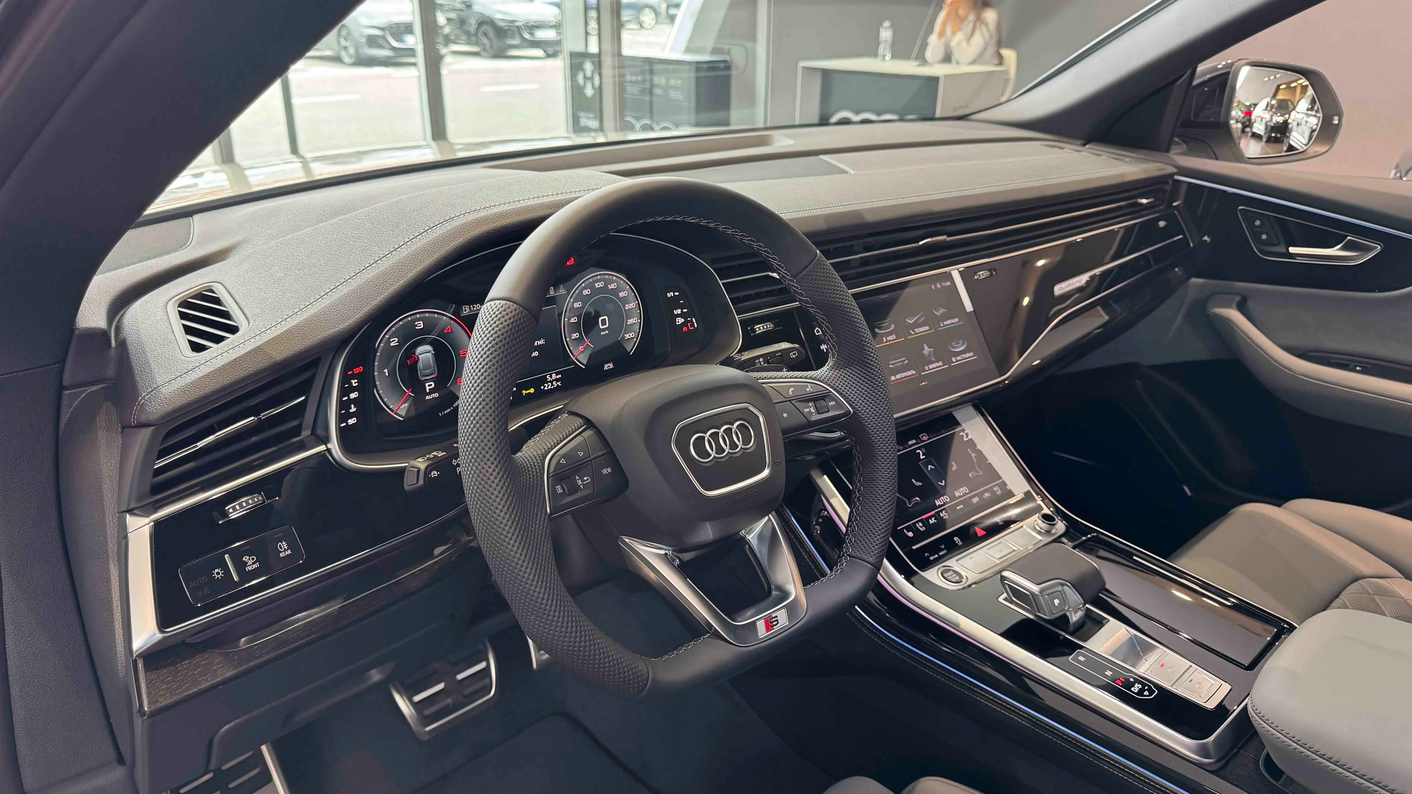 Зображення Audi Q8 50 TDI quattro