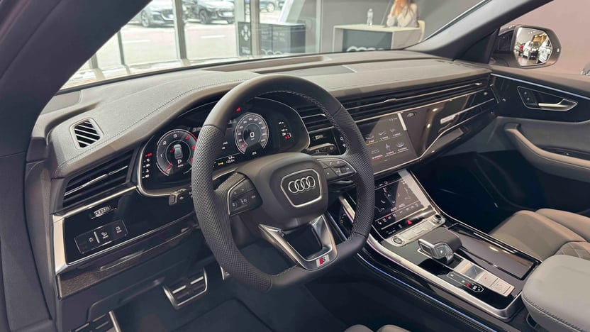 Зображення Audi Q8 50 TDI quattro