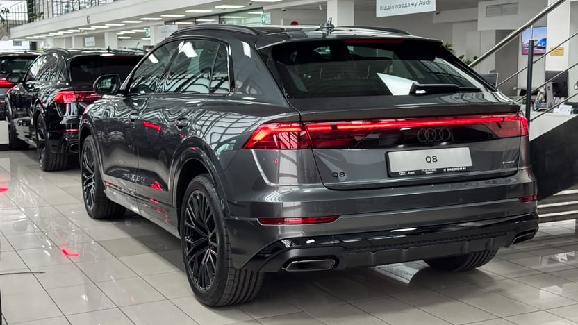 Зображення Audi Q8 50 TDI quattro