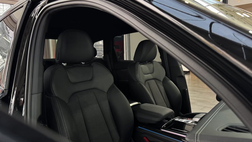 Зображення Audi Q7 50 TDI quattro S line