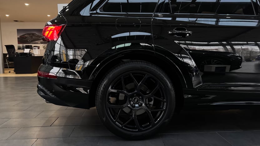 Зображення Audi Q7 50 TDI quattro S line