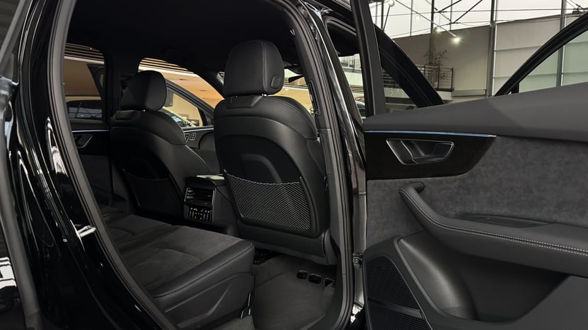 Зображення Audi Q7 50 TDI quattro S line