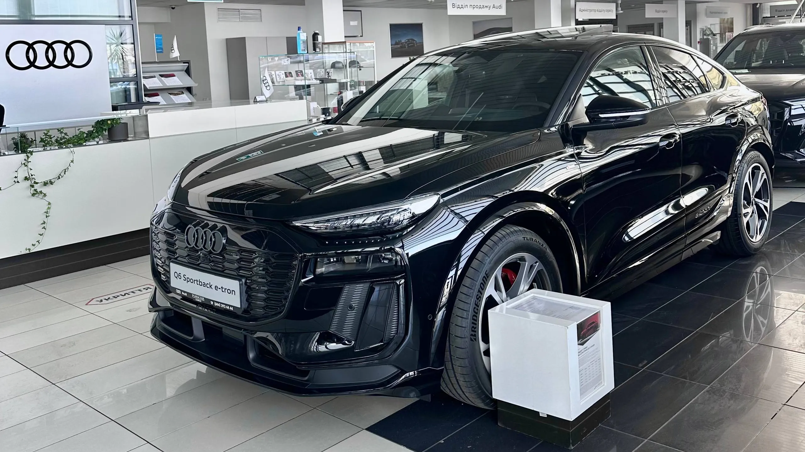 Зображення Audi Q6 Sportback e-tron quattro