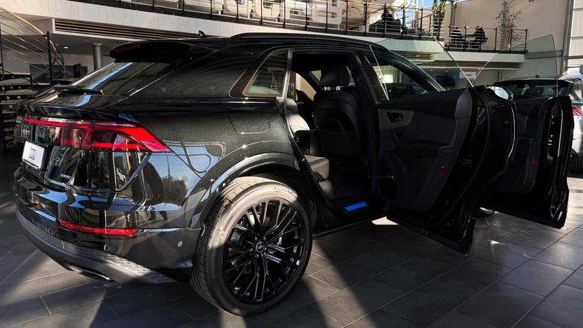 Зображення Audi Q8 50 TDI quattro