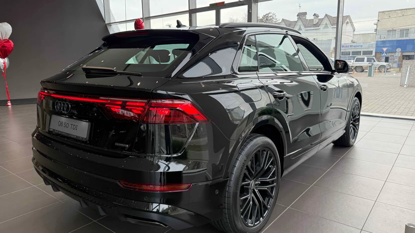 Зображення Audi Q8 50 TDI quattro