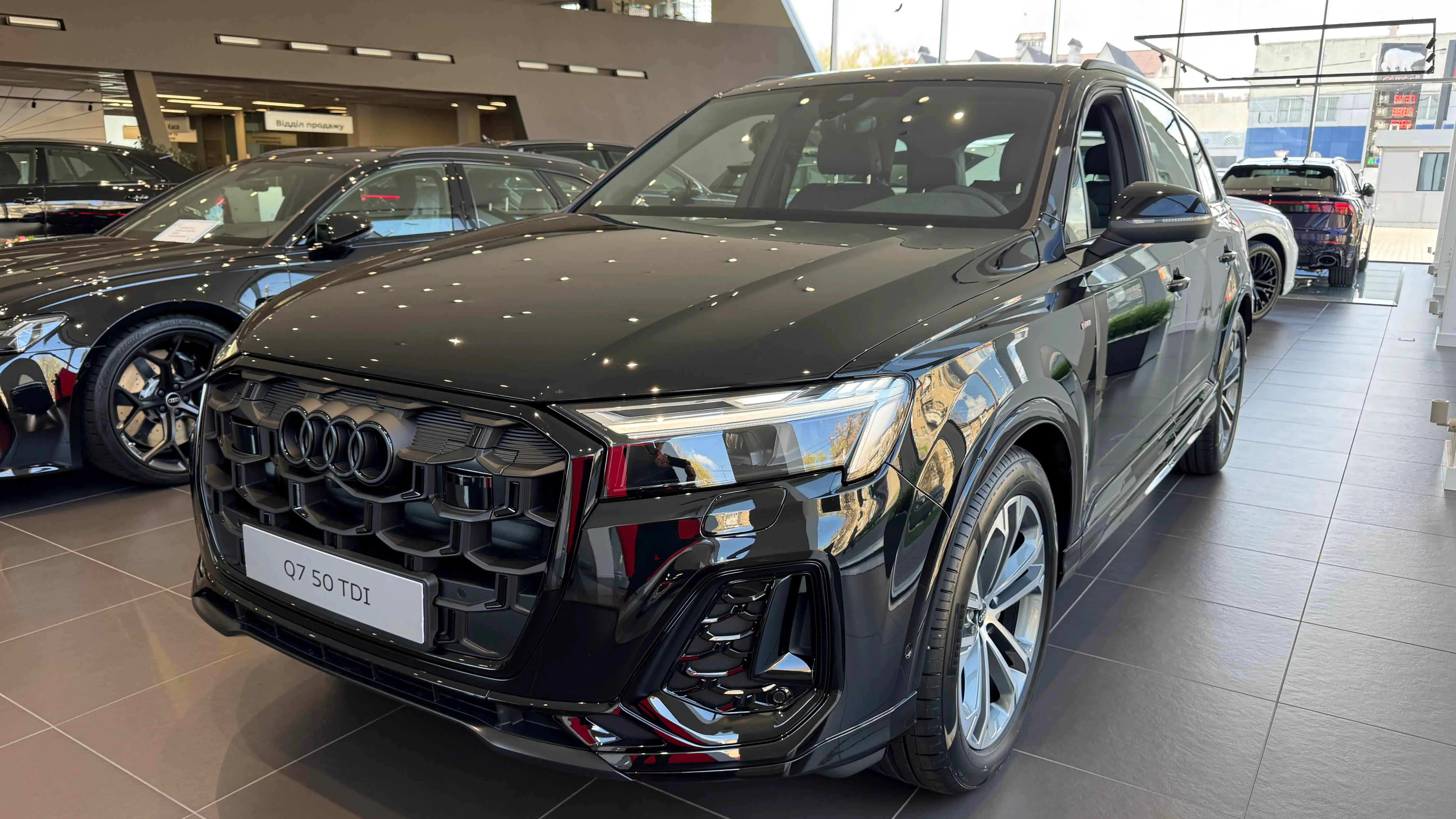 Зображення Audi Q7 50 TDI quattro S line