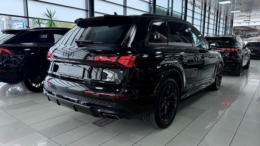 Зображення Audi Q7 50 TDI quattro S line