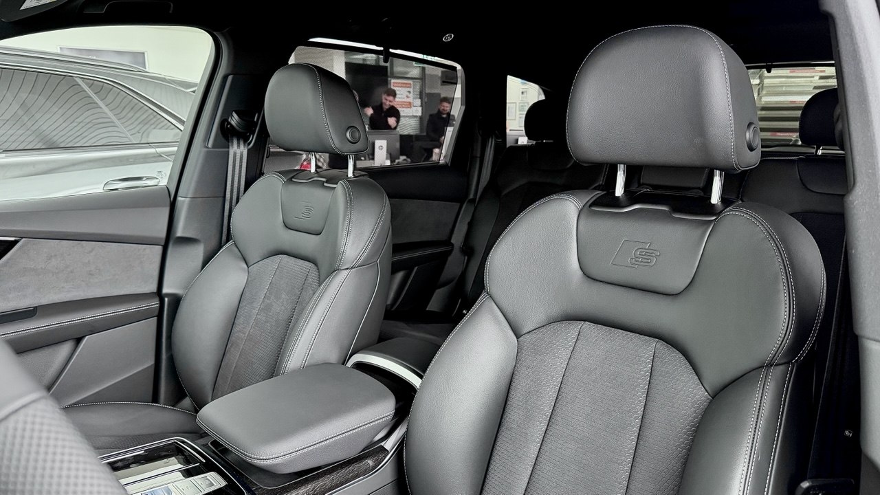 Зображення Audi Q7 50 TDI quattro S line