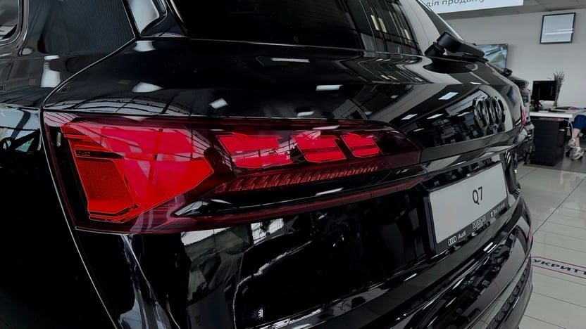Зображення Audi Q7 50 TDI quattro S line
