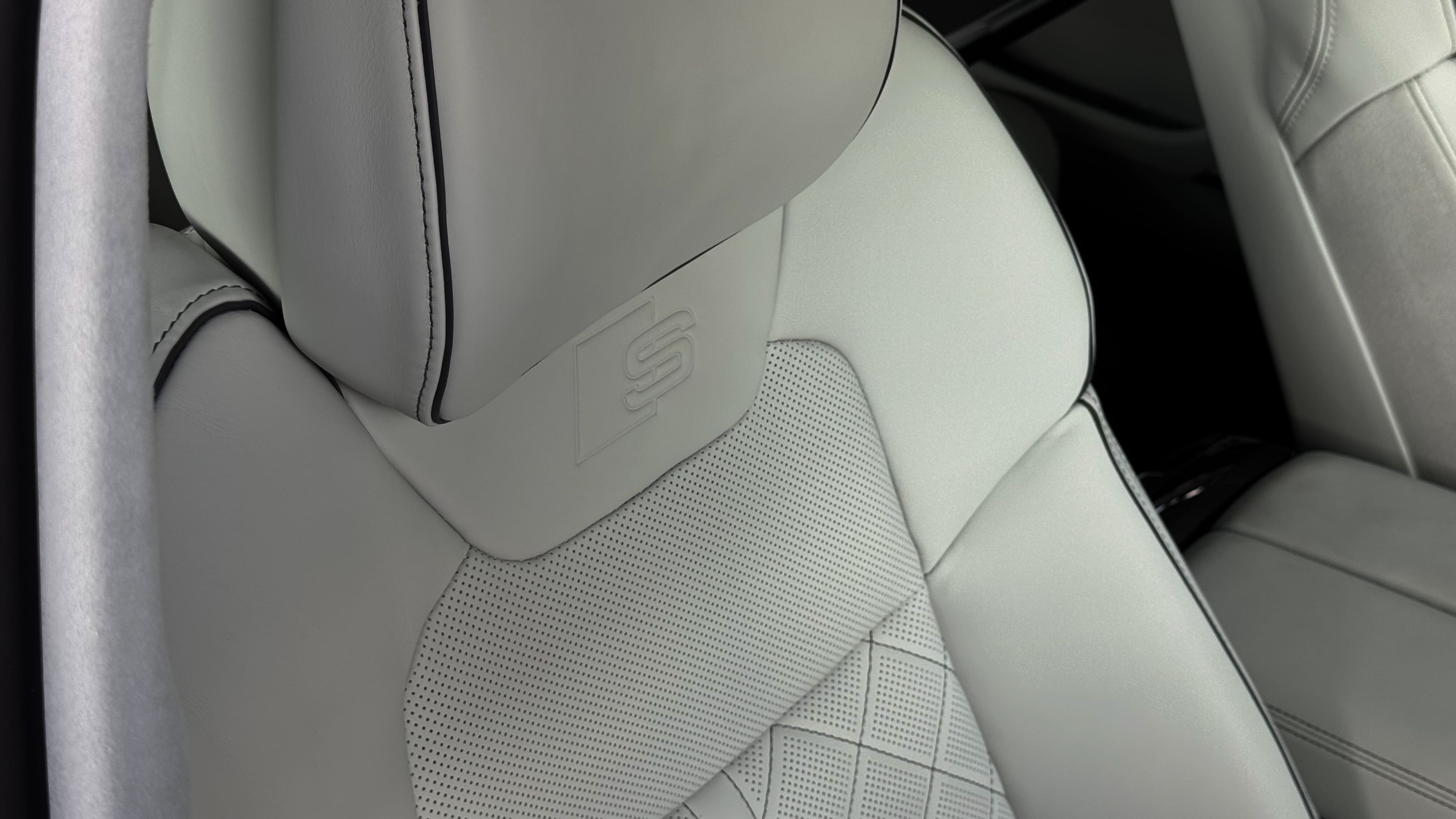 Зображення Audi A8 L 50 TDI quattro
