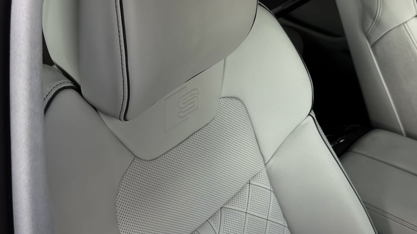 Зображення Audi A8 L 50 TDI quattro