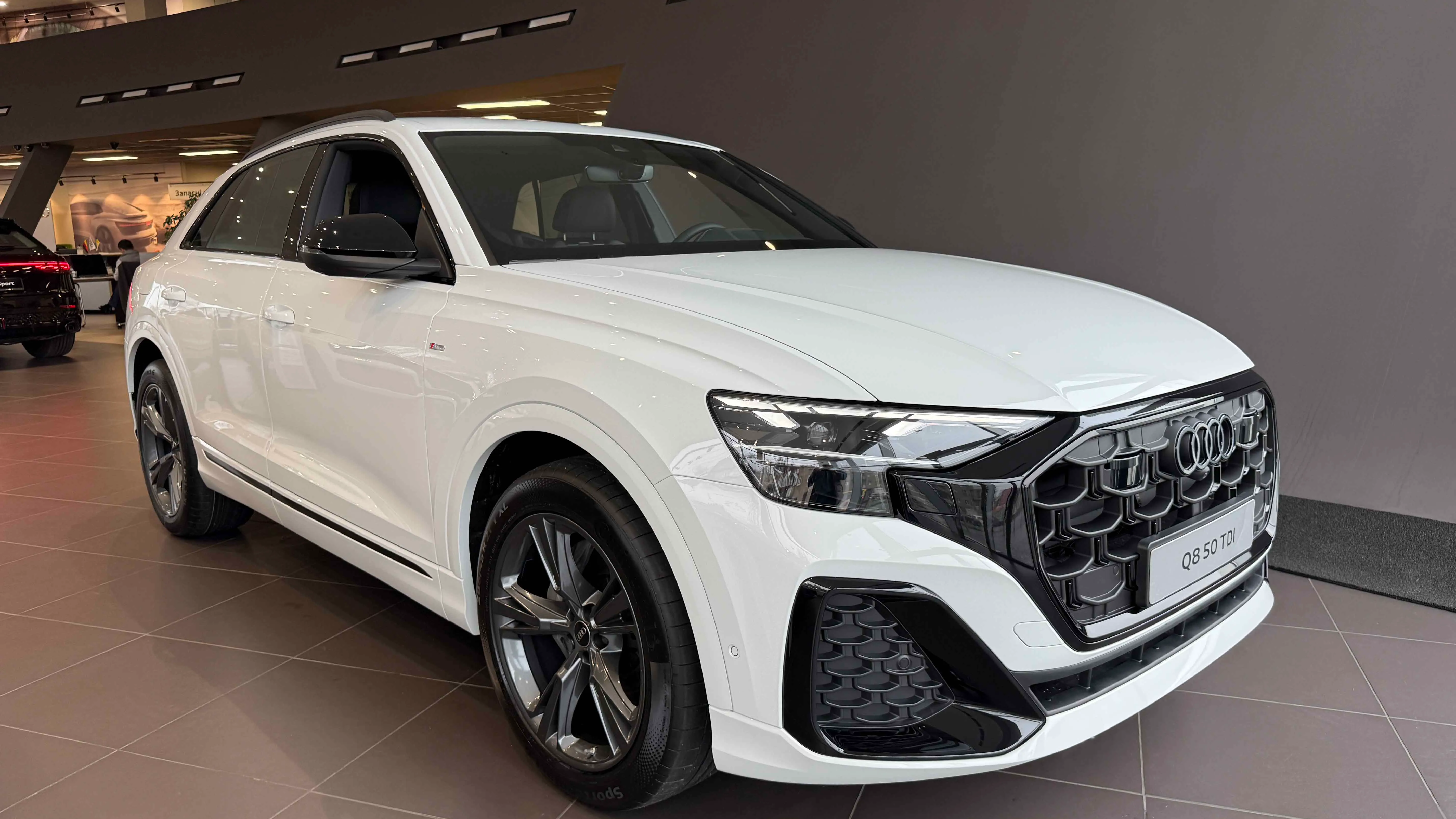 Зображення Audi Q8 50 TDI quattro